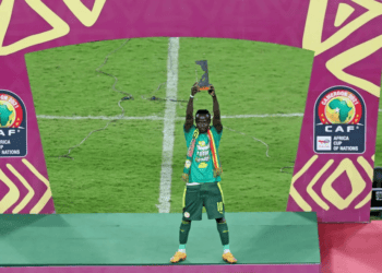 CAN 2021 : Jay-Jay Okocha mécontent du titre de MVP pour Sadio Mané - wiwsport