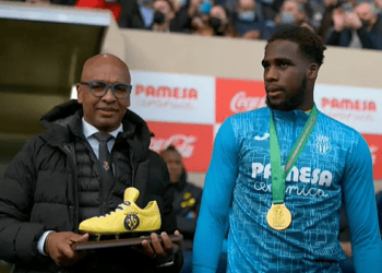 Vidéo : Villarreal honore le Champion d'Afrique Boulaye Dia avant le match face au Real Madrid - wiwsport