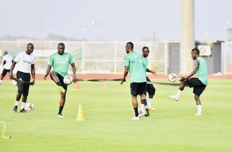 (vidéo)CAN Cameroun 2021 : Au complet, les Lions se sont entraînés hier dans la bonne ambiance - wiwsport (vidéo)CAN Cameroun 2021 : Au complet, les Lions se sont entraînés hier dans la bonne ambiance - wiwsport