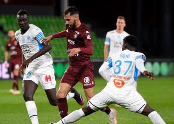 Ligue 1 / Pape Gueye et Bamba Dieng (OM) titulaires face au FC Metz ! - wiwsport