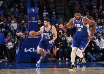 Basketball - NBA : Georges Niang et les 76ers dominés par les Mavs 98-107 - wiwsport