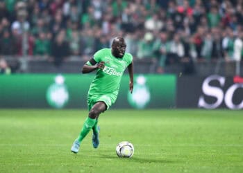 09 Sada THIOUB (asse) during the Ligue 1 Uber Eats match between Saint Etienne and Troyes at Stade Geoffroy-Guichard on March 18, 2022 in Saint-Etienne, France. (Photo by Philippe Lecoeur/FEP/Icon Sport) - Photo by Icon sport
