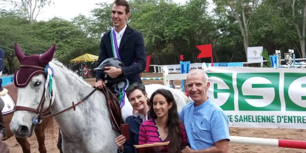 Sports Equestres : Concours CSO (13ème journée) : Le Arnaud Rosière s'adjuge le Grand Prix de la Casamançaise - wiwsport Sports Equestres : Concours CSO (13ème journée) : Le Arnaud Rosière s'adjuge le Grand Prix de la Casamançaise - wiwsport