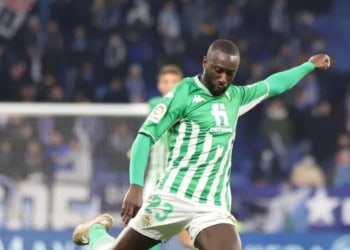 LaLiga : Youssouf Sabaly (Real Betis) titulaire face au Barça ! - wiwsport