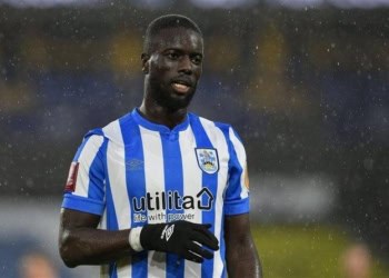 Huddersfield et Naby Sarr ratent la montée en Premier League - wiwsport