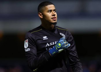 LONDON, ENGLAND - FEBRUARY 23: Seny Dieng of Queens Park Rangers celebrates on full time during the Sky Bet Championship match between Queens Park Rangers and Blackpool at The Kiyan Prince Foundation Stadium on February 23, 2022 in London, England. (Photo by Jacques Feeney/Getty Images)