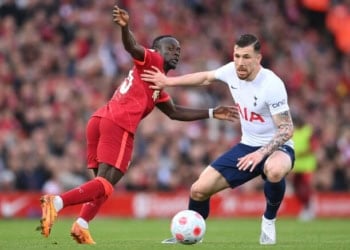Premier League : Tenu en échec par Tottenham (1-1), Liverpool perd gros ! - wiwsport