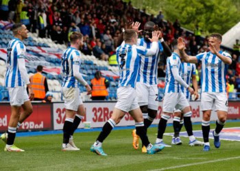 Play-offs Championship : Huddersfield de Naby Sarr s&rsquo;impose devant Luton de Carlos Mendes Gomes et se qualifie pour la finale !
