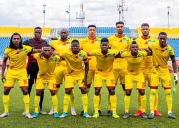 Qualifs CAN 2023 : Le bus du Bénin attaqué après la défaite contre le Mozambique, plusieurs joueurs blessés ! - wiwsport
