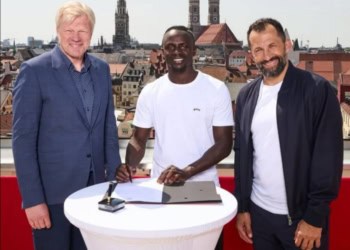 Oliver Kahn, Président du comité directeur du FC Bayern, encense Sadio Mané : "Un joueur comme lui, il en existe très peu dans le monde" - wiwsport