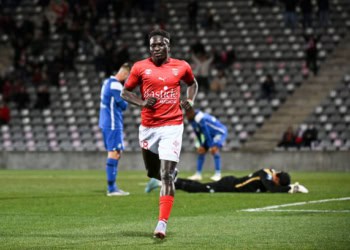 28 Moussa KONE (no) during the Ligue 2 BKT match between Nimes and Grenoble at Stade des Costieres on February 19, 2022 in Nimes, France. (Photo by Alexandre Dimou/FEP/Icon Sport via Getty Images) - Photo by Icon sport