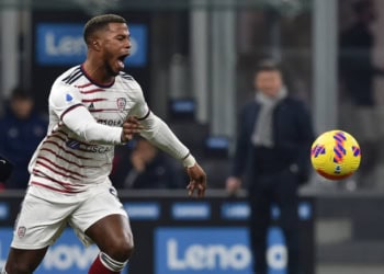 MILAN, ITALY - DECEMBER 12: Keita Baldé Diao of Cagliari Calcio in action during the Serie A match between FC Internazionale and Cagliari Calcio at Stadio Giuseppe Meazza on December 12, 2021 in Milan, Italy. (Photo by Giuseppe Bellini/Getty Images)