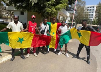 (Images) CAN Maroc 2022 - Les supporters sénégalais au stade Prince Moulay de Rabat ! - wiwsport