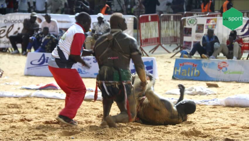 Lutte : Critiqué sur sa condition physique, Balla Gaye 2 répond à ses détracteurs ! - wiwsport Lutte : Critiqué sur sa condition physique, Balla Gaye 2 répond à ses détracteurs ! - wiwsport