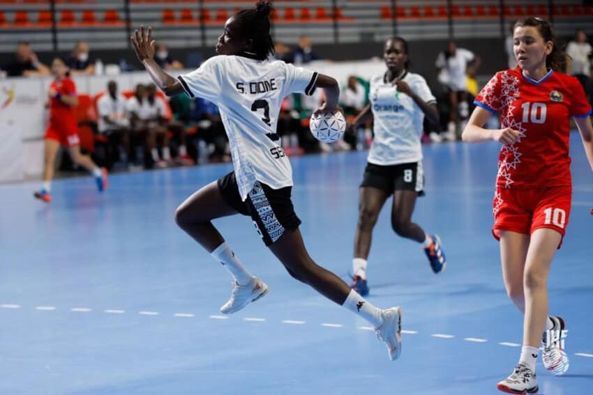 Handball - Coupe du monde U18 : Le Sénégal arrache une victoire historique face à l'Ouzbékistan ! - wiwsport Handball - Coupe du monde U18 : Le Sénégal arrache une victoire historique face à l'Ouzbékistan ! - wiwsport