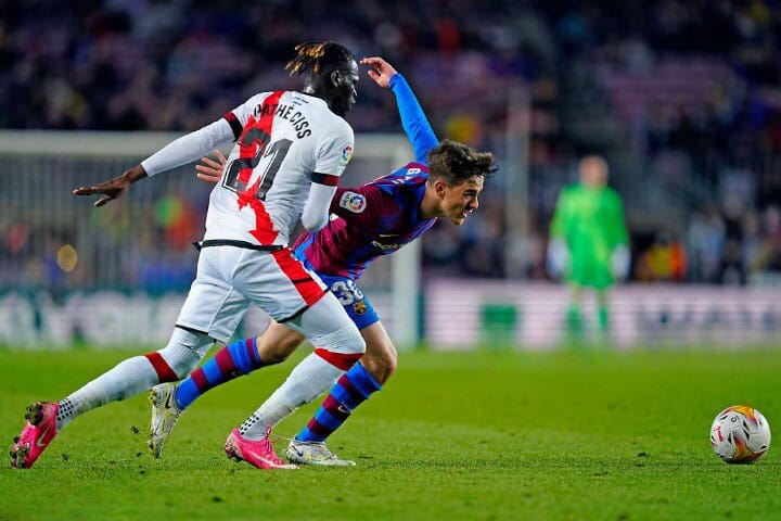 LaLiga : Pathé Ciss et le Rayo Vallecano démarrent face à l'armada offensive du Barça - wiwsport LaLiga : Pathé Ciss et le Rayo Vallecano démarrent face à l'armada offensive du Barça - wiwsport