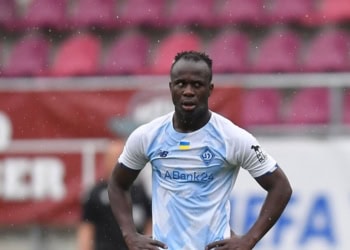 Dynamo Kiev : L'entraîneur des U19 s'enflamme pour Samba Diallo et le réclame en équipe première - wiwsport