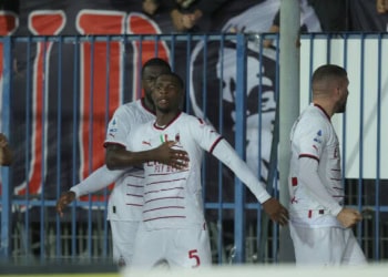 EMPOLI, ITALY - OCTOBER 01: Fodé Ballo-Touré of AC Milan celebrates after scoring a goal during the Serie A match between Empoli FC and AC MIlan at Stadio Carlo Castellani on October 1, 2022 in Empoli, Italy.  (Photo by Gabriele Maltinti/Getty Images)