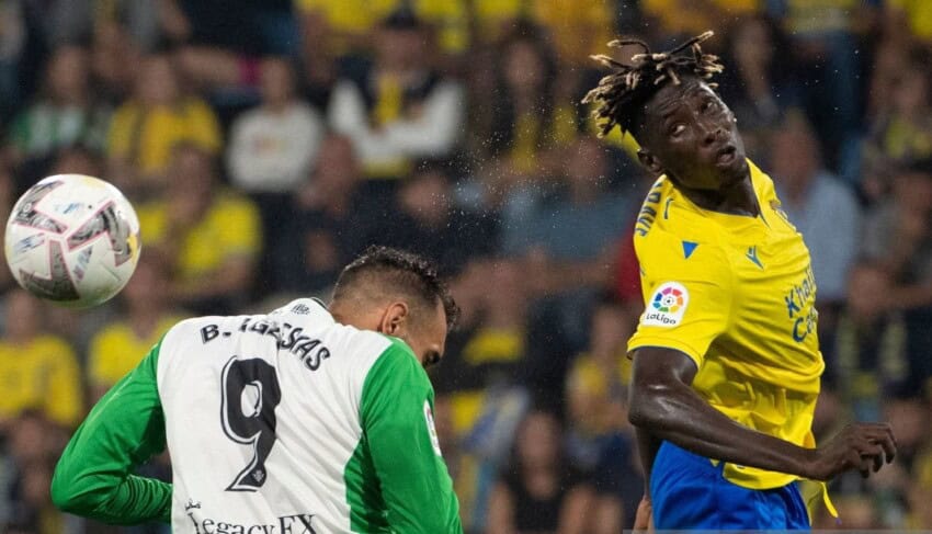 LaLiga : Momo Mbaye et Cádiz tiennent en échec le Real Betis de Youssouf Sabaly - wiwsport LaLiga : Momo Mbaye et Cádiz tiennent en échec le Real Betis de Youssouf Sabaly - wiwsport