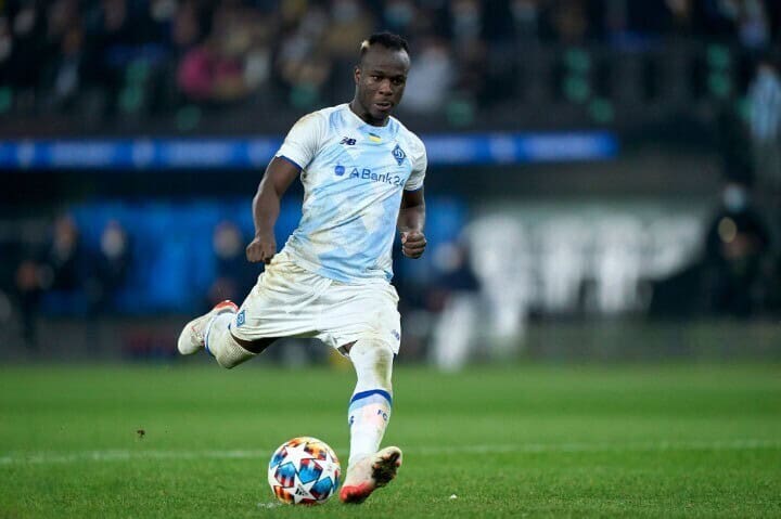 Ligue Europa : Remplaçant contre Rennes ce jeudi, Samba Diallo proche de ses débuts avec le Dynamo Kiev - wiwsport Ligue Europa : Remplaçant contre Rennes ce jeudi, Samba Diallo proche de ses débuts avec le Dynamo Kiev - wiwsport