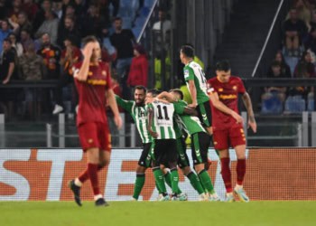 Ligue Europa : Le Real Betis renverse l'AS Roma et s'envole en tête, Youssouf Sabaly reste sur le banc - wiwsport