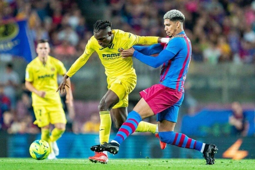 LaLiga : Nicolas Jackson (Villarreal) titulaire contre le Barça - wiwsport LaLiga : Nicolas Jackson (Villarreal) titulaire contre le Barça - wiwsport