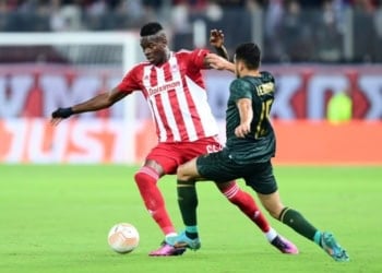 Europa League : Avec Pape Abou Cissé, l'Olympiacos écrasé à domicile puis enfoncé par Qarabağ - wiwsport