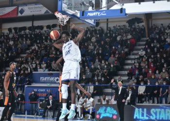 Basket : Pour agression sur un adversaire, l'international Sénégalais Boubacar Touré condamné à 10 mois avec sursis ! - wiwsport