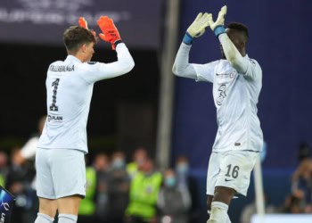 BELFAST, NORTHERN IRELAND - AUGUST 11: With 90 seconds remaining, goalkeeper Kepa Arrizabalaga of Chelsea comes on as a substitute replacing Edouard Mendy during the UEFA Super Cup 2021 Final between Chelsea FC and Villarreal CF at Windsor Park on August 11, 2021 in Belfast, Northern Ireland.  (Photo by Robbie Jay Barratt - AMA/Getty Images)