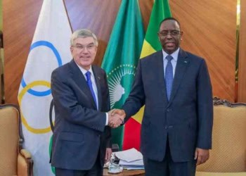 En images : Thomas Bach, président du CIO reçu par Macky Sall - wiwsport