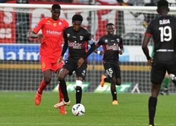 Nîmes – Moussa Koné aux supporters : « Ne nous lâchez pas ! » - wiwsport