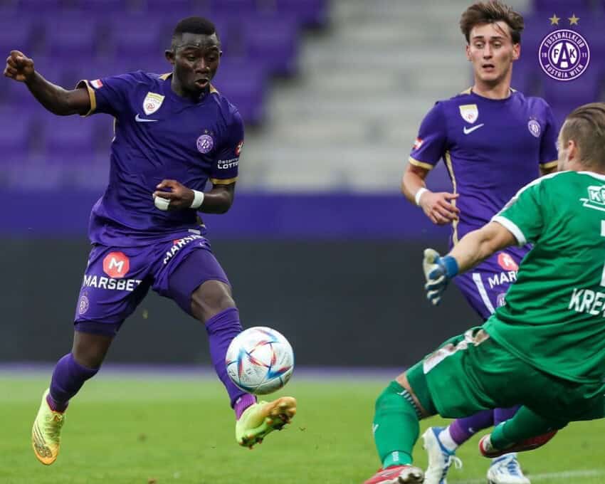 Ligue Europa Conférence : Contre Villarreal, Ibrahima Dramé fait ses débuts officiels avec l'Austria Vienne - wiwsport Crédit image : Austria Vienne