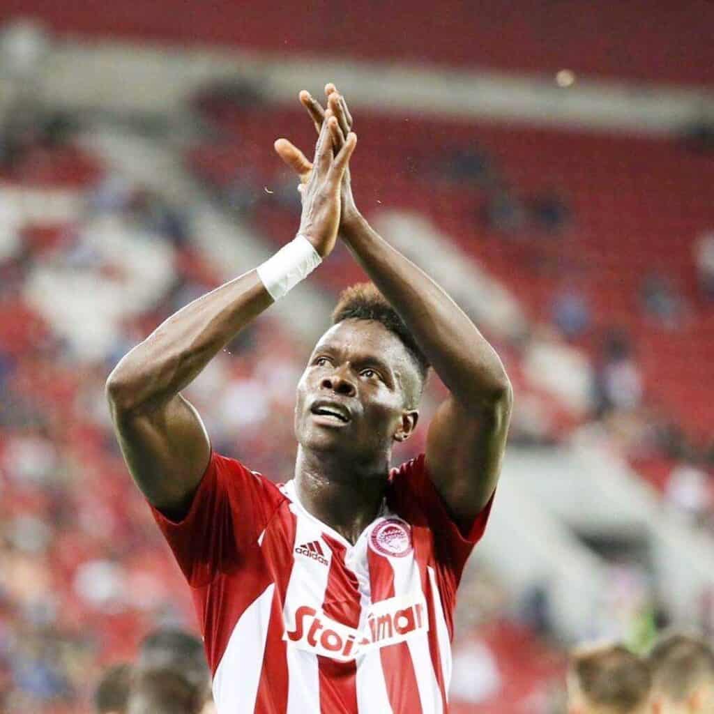 Olympiakos : L’agent de Pape Abou Cissé ouvre définitivement la porte à un départ - wiwsport Olympiakos : L’agent de Pape Abou Cissé ouvre définitivement la porte à un départ - wiwsport
