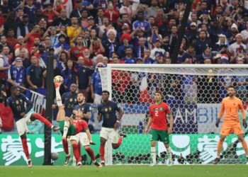 Qatar 2022 : Battu 2-0, le Maroc s'arrête en demi-finales, la France rejoint l'Argentine - wiwsport