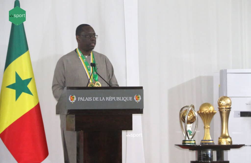 (Vidéo) Macky Sall annonce un programme national de soutien au football local ! - wiwsport (Vidéo) Macky Sall annonce un programme national de soutien au football local ! - wiwsport