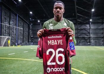 FC Metz : Malick Mbaye s’entraîne avec le groupe pro - wiwsport