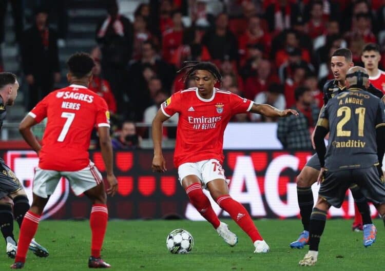 Benfica : Cher Ndour fait ses débuts officiels avec l'équipe première - wiwsport