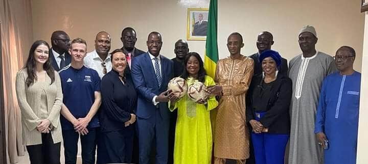 Football : En visite à Dakar, la délégation de la FIFA reçue ce mardi au ministère des sports - wiwsport Football : En visite à Dakar, la délégation de la FIFA reçue ce mardi au ministère des sports - wiwsport