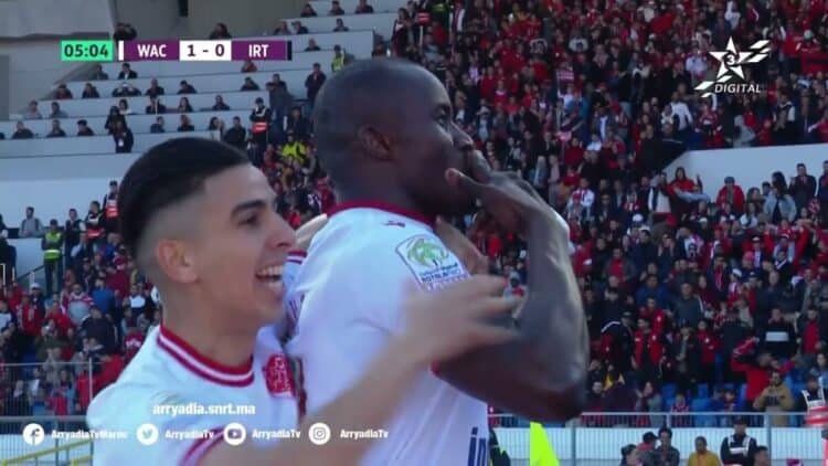 (Vidéo) : Le doublé de Bouly Junior Sambou avec le Wydad Athletic Club v Ittihad Tanger - wiwsport