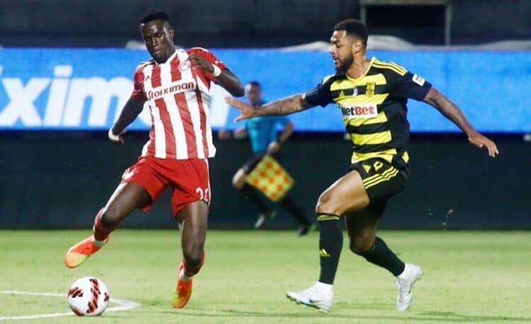 Super League Grèce : Battu par l'Aris, Olympiakos d'Ousseynou Ba et Pape Abou Cissé dit adieu au titre et à la C1 - wiwsport Super League Grèce : Battu par l'Aris, Olympiakos d'Ousseynou Ba et Pape Abou Cissé dit adieu au titre et à la C1 - wiwsport