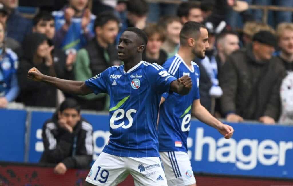Ligue 1 : Sans Habib Diallo, Strasbourg assure contre Ajaccio avec le premier but en pro d'Habib Diarra - wiwsport