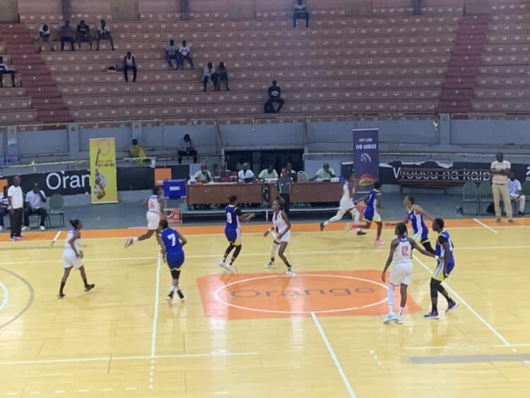 Coupe de la Ligue - Dames: AS Ville de Dakar sort Dbaloc pour se qualifier en finale - wiwsport Coupe de la Ligue - Dames: AS Ville de Dakar sort Dbaloc pour se qualifier en finale - wiwsport