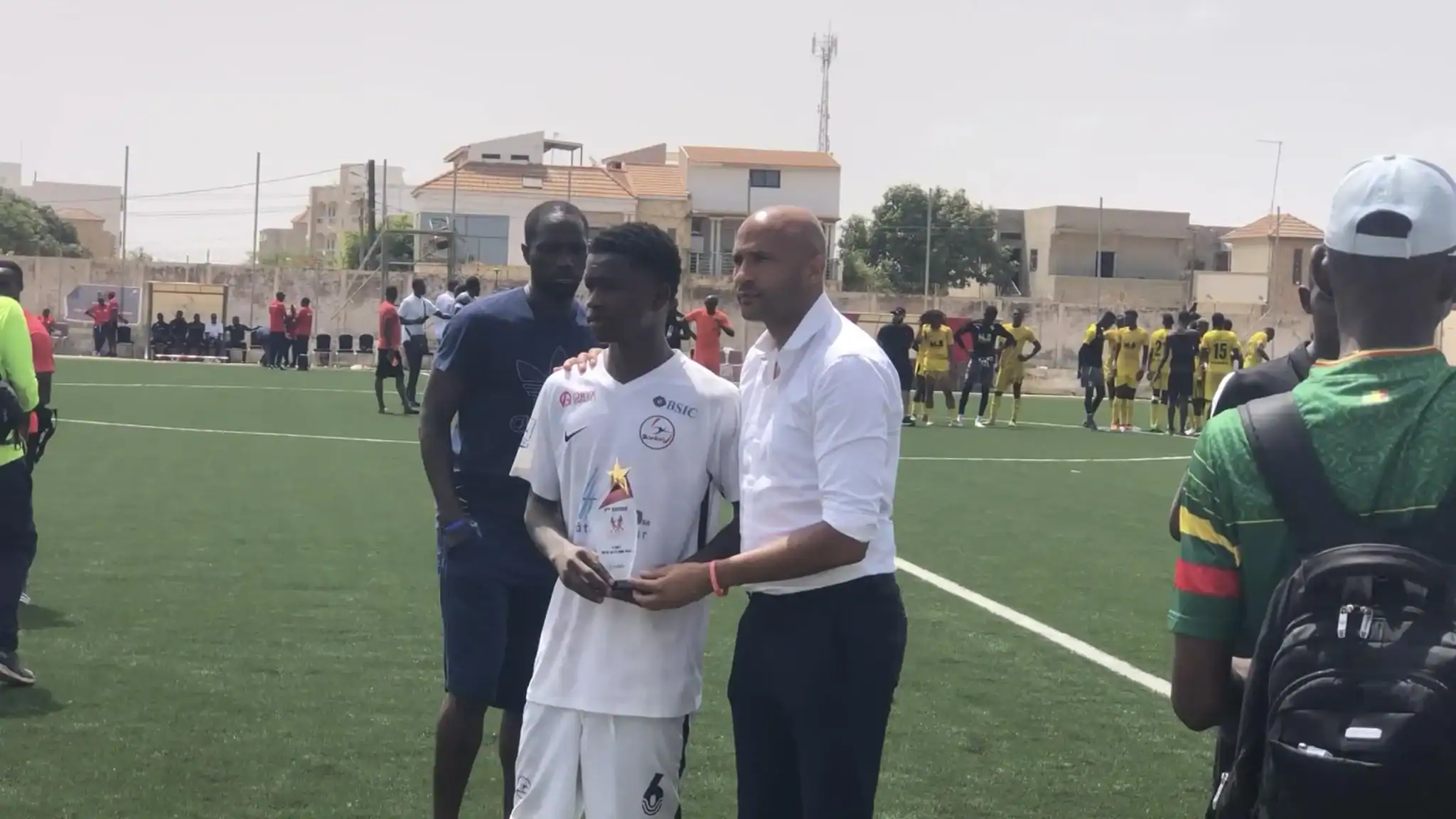 Diomansy Kamara sur l'Africa Challenge Cup : « C'est un tournoi qu'il faut plébisciter et encourager » - wiwsport Diomansy Kamara sur l'Africa Challenge Cup : « C'est un tournoi qu'il faut plébisciter et encourager » - wiwsport