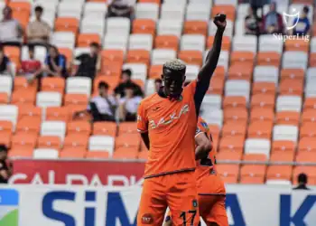 Super Lig : Philippe Keny s'offre un doublé et fait gagner Başakşehir contre Adana Demirspor - wiwsport