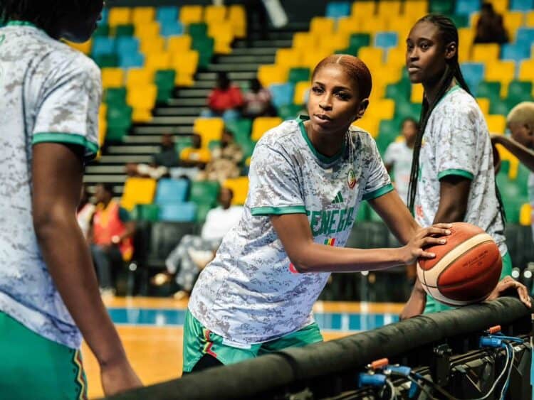 LIVE Afrobasket 2023 (F) : Suivez Sénégal vs Ouganda en direct sur wiwsport.com - wiwsport