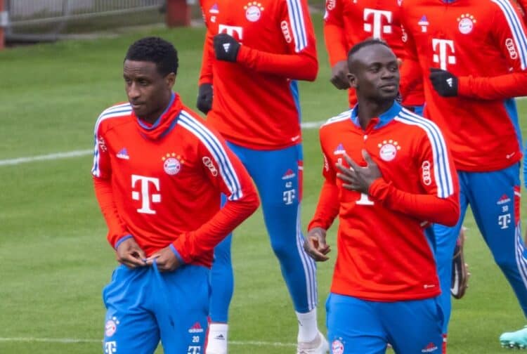 Mercato : Le Bayern Munich fixe un prix pour Sadio Mané et Bouna Sarr - wiwsport