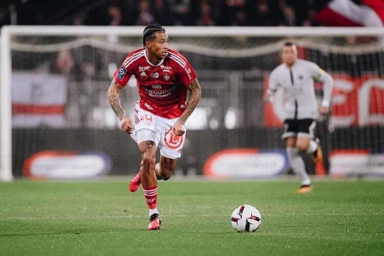 DERNIÈRE MINUTE : Noah Fadiga annonce son départ de Brest pour des raisons médicales - wiwsport