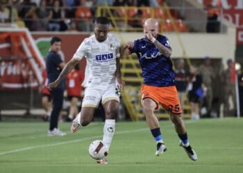 SüperLig : Basaksehir FK de Philippe Keny perd d’entrée contre Alanyaspor (2-0) - wiwsport
