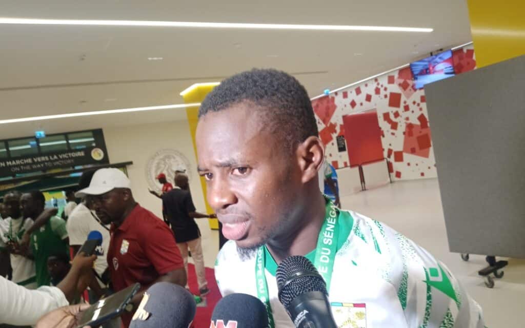 Coupe du Sénégal - Assane Mbodji (Jaraaf) : "Heureux d'avoir enfin remporté la Coupe du Sénégal comme mon père qui a été capitaine à Jaraaf" - wiwsport Coupe du Sénégal - Assane Mbodji (Jaraaf) : "Heureux d'avoir enfin remporté la Coupe du Sénégal comme mon père qui a été capitaine à Jaraaf" - wiwsport