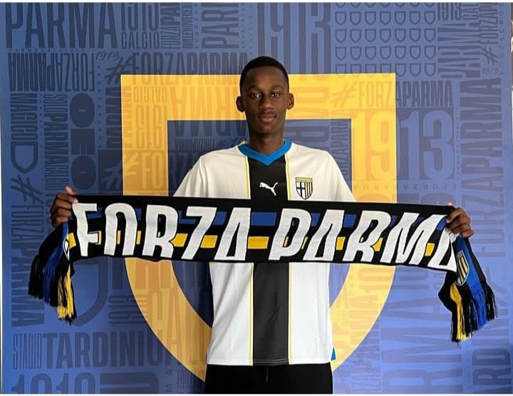 Mercato : Un champion d'Afrique (U17) signe son premier contrat pro avec Parme - wiwsport Mercato : Un champion d'Afrique (U17) signe son premier contrat pro avec Parme - wiwsport